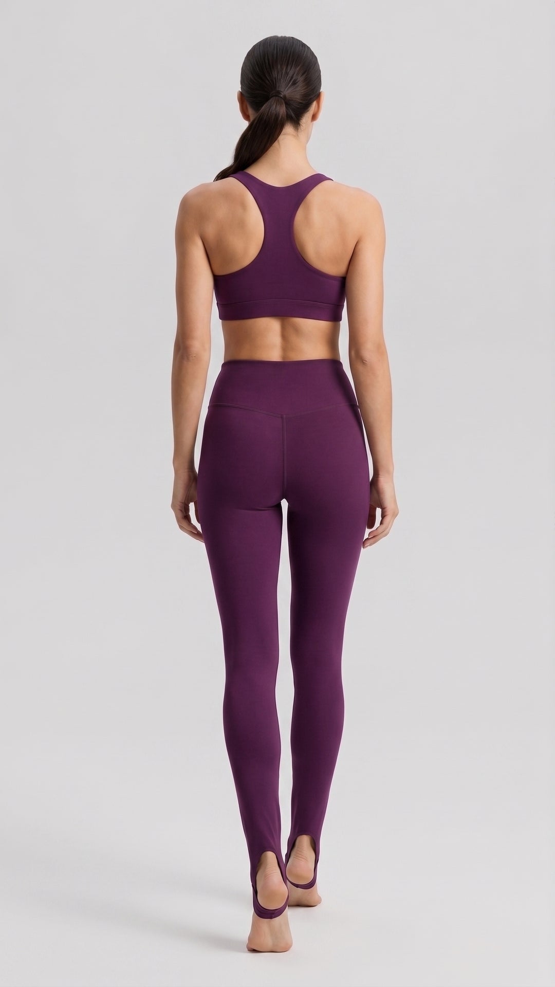VÉLIA – High-Waist Stirrup Leggings