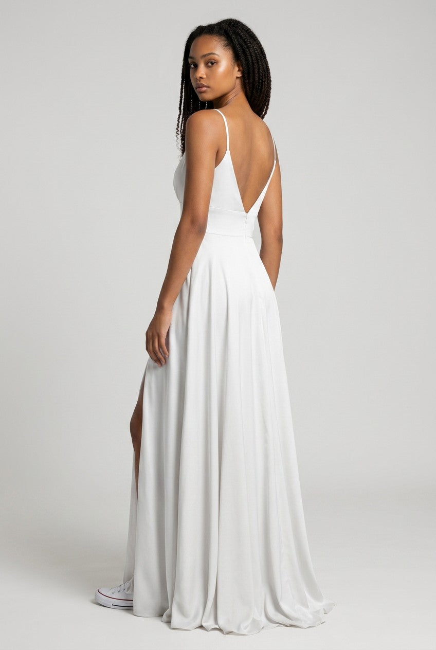 Luna Grace – Fließendes Maxikleid mit Beinschlitz