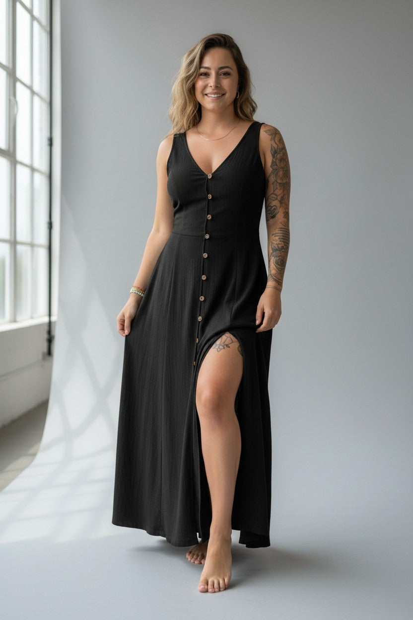 Noir Elegance Maxikleid